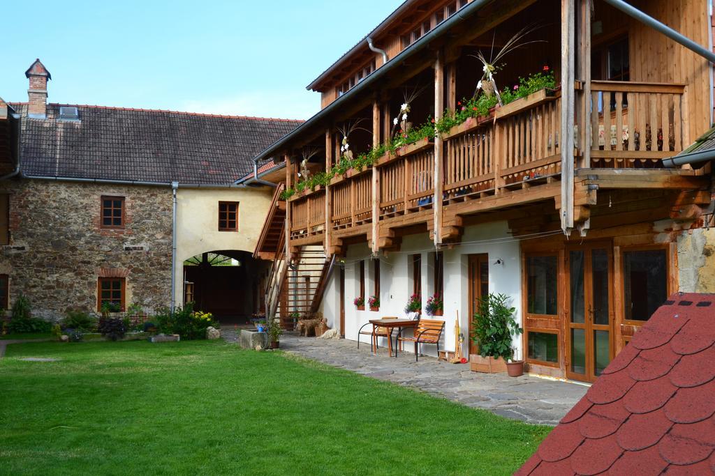 Selsky Dvur Apartment Kajov Luaran gambar